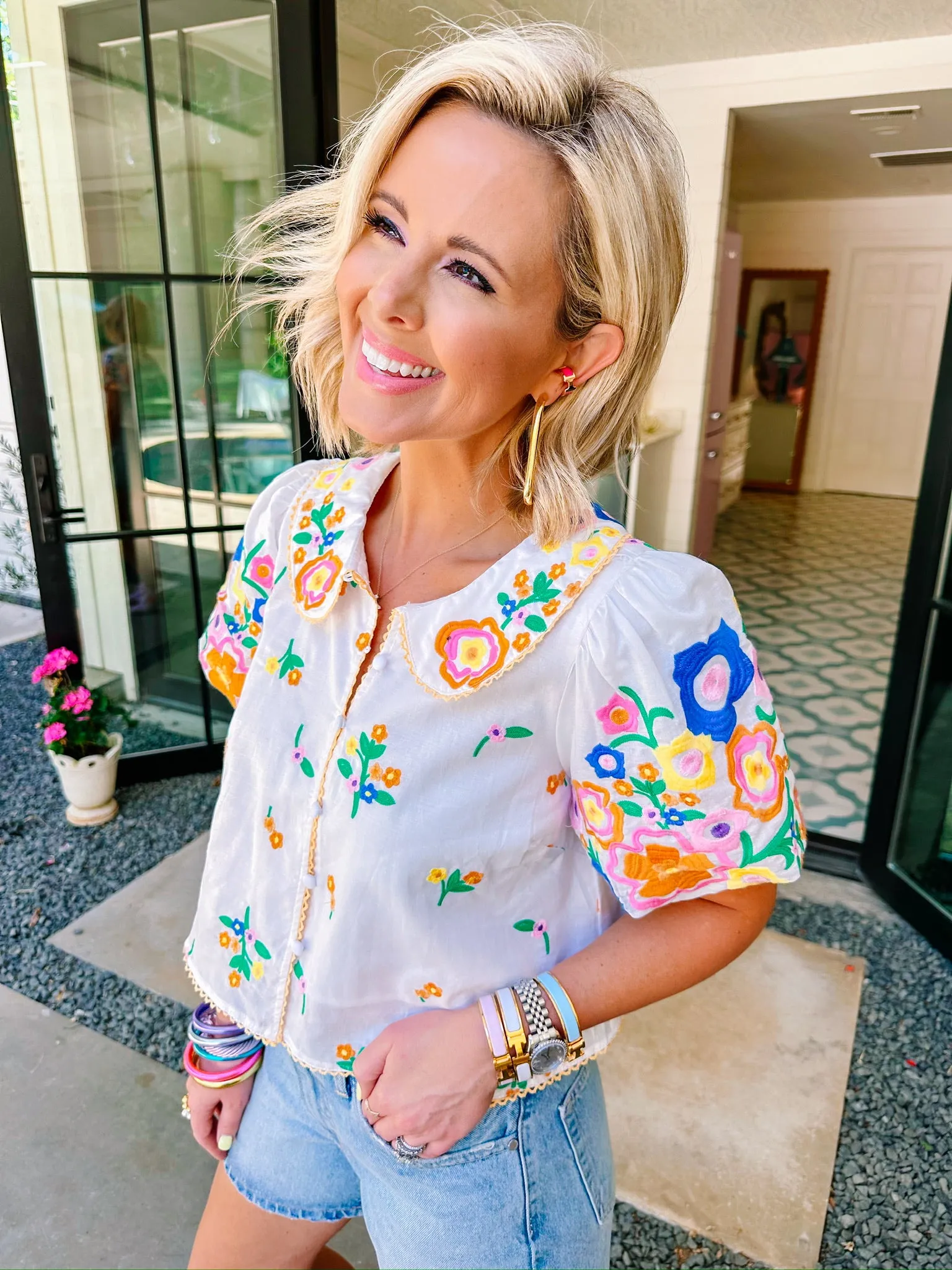 BLISSFUL BLOOMS EMBROIDERED COLLAR TOP