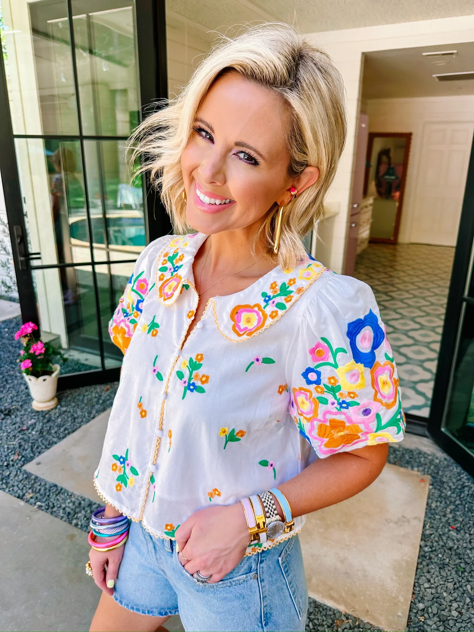 BLISSFUL BLOOMS EMBROIDERED COLLAR TOP