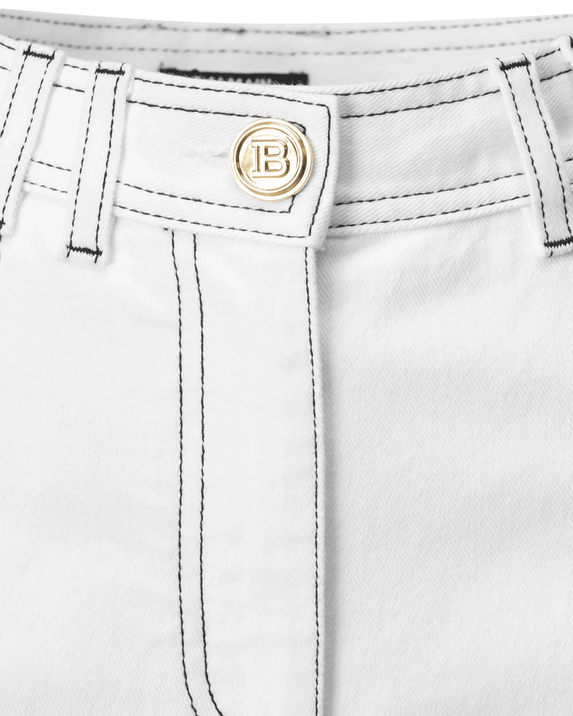 Contrasting Stitch Boyfriend Jeans