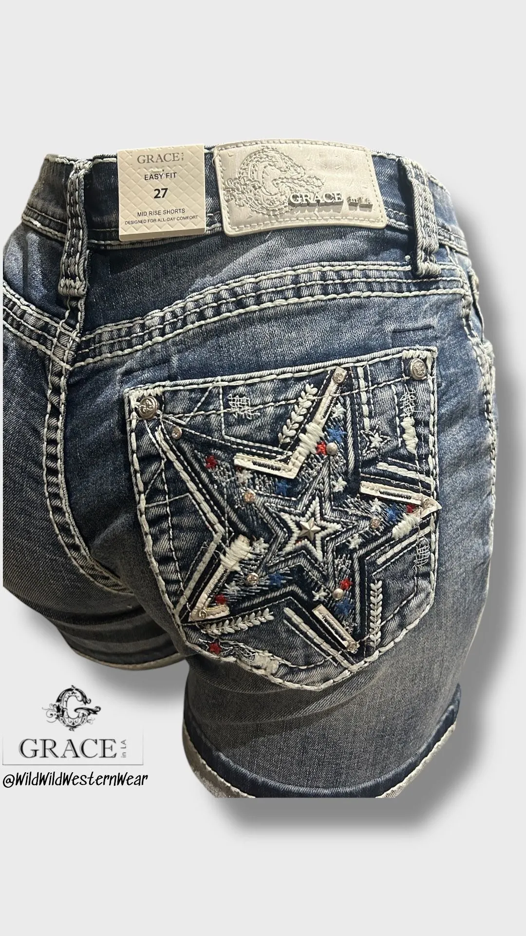 Grace Jeans Star Detail Pockets Mid Rise Jean Shorts EH51949