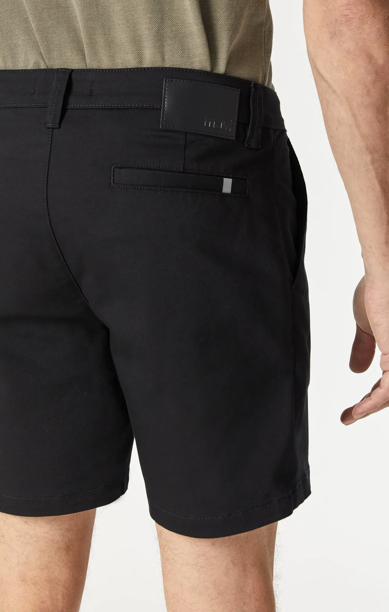 NATE SHORTS IN BLACK TECH