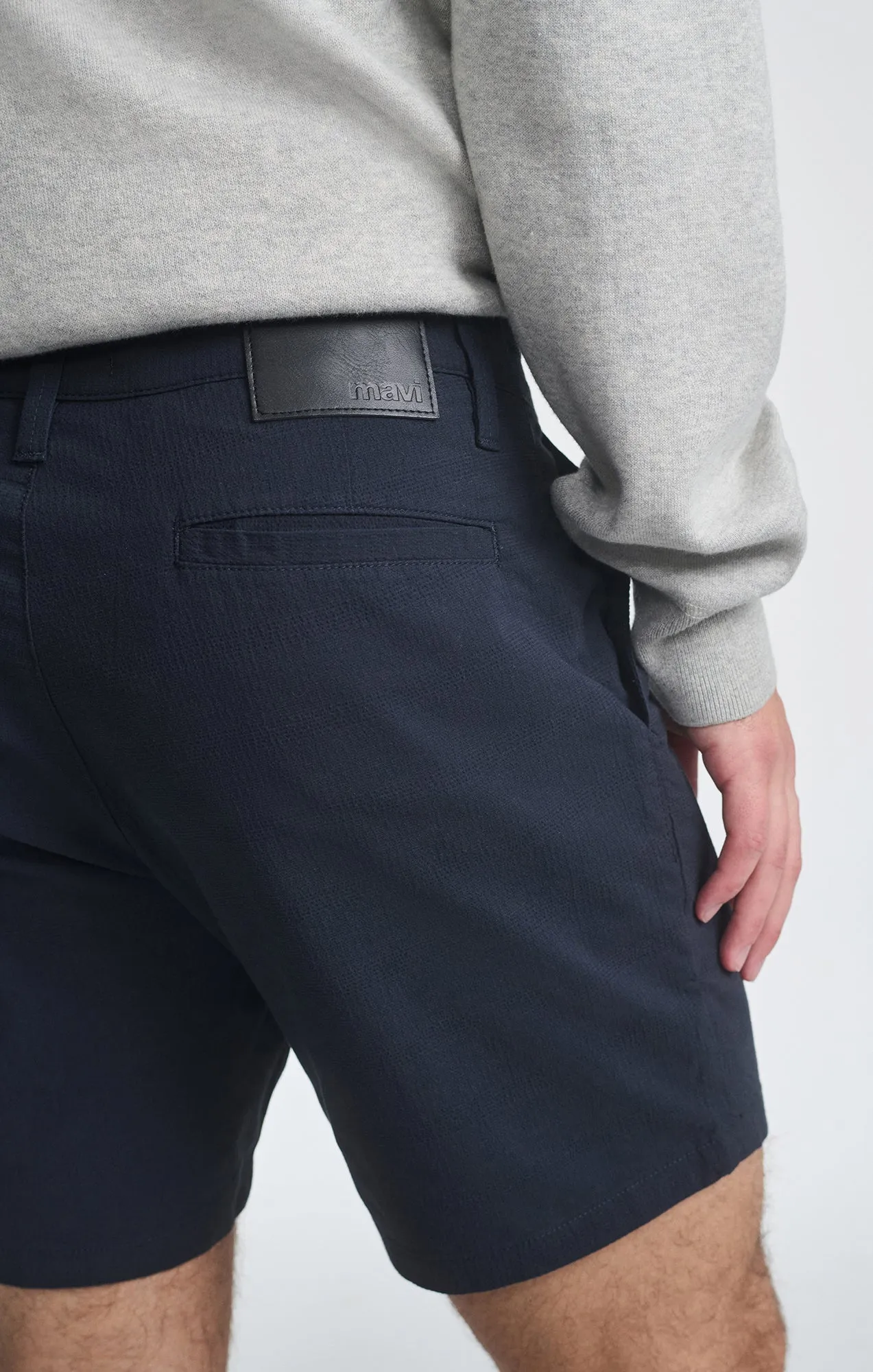 NATE SHORTS IN NAVY SEERSUCKER