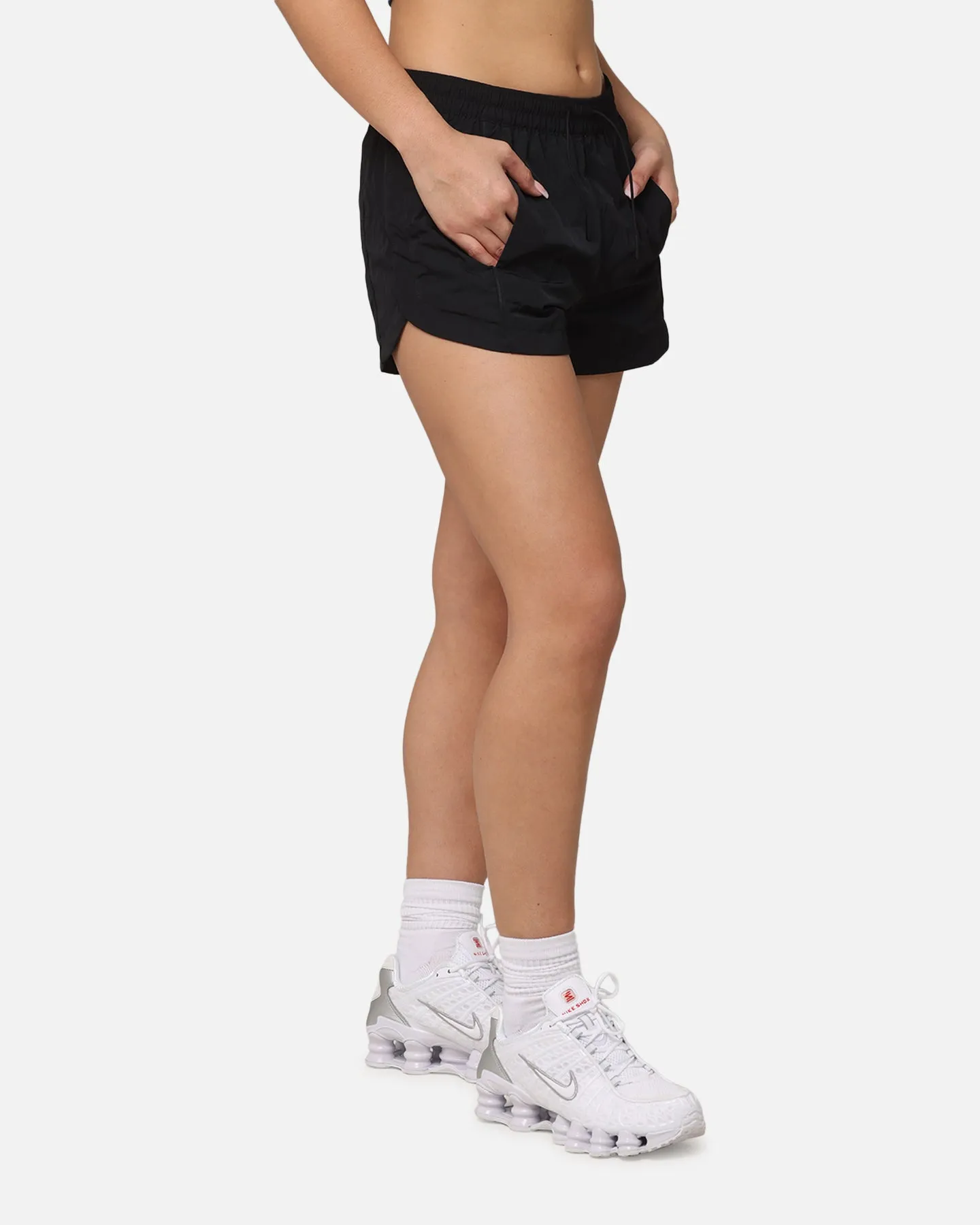 Nike Women's Sportswear Windrunner Mid-Rise 2" Woven Shorts Black/White