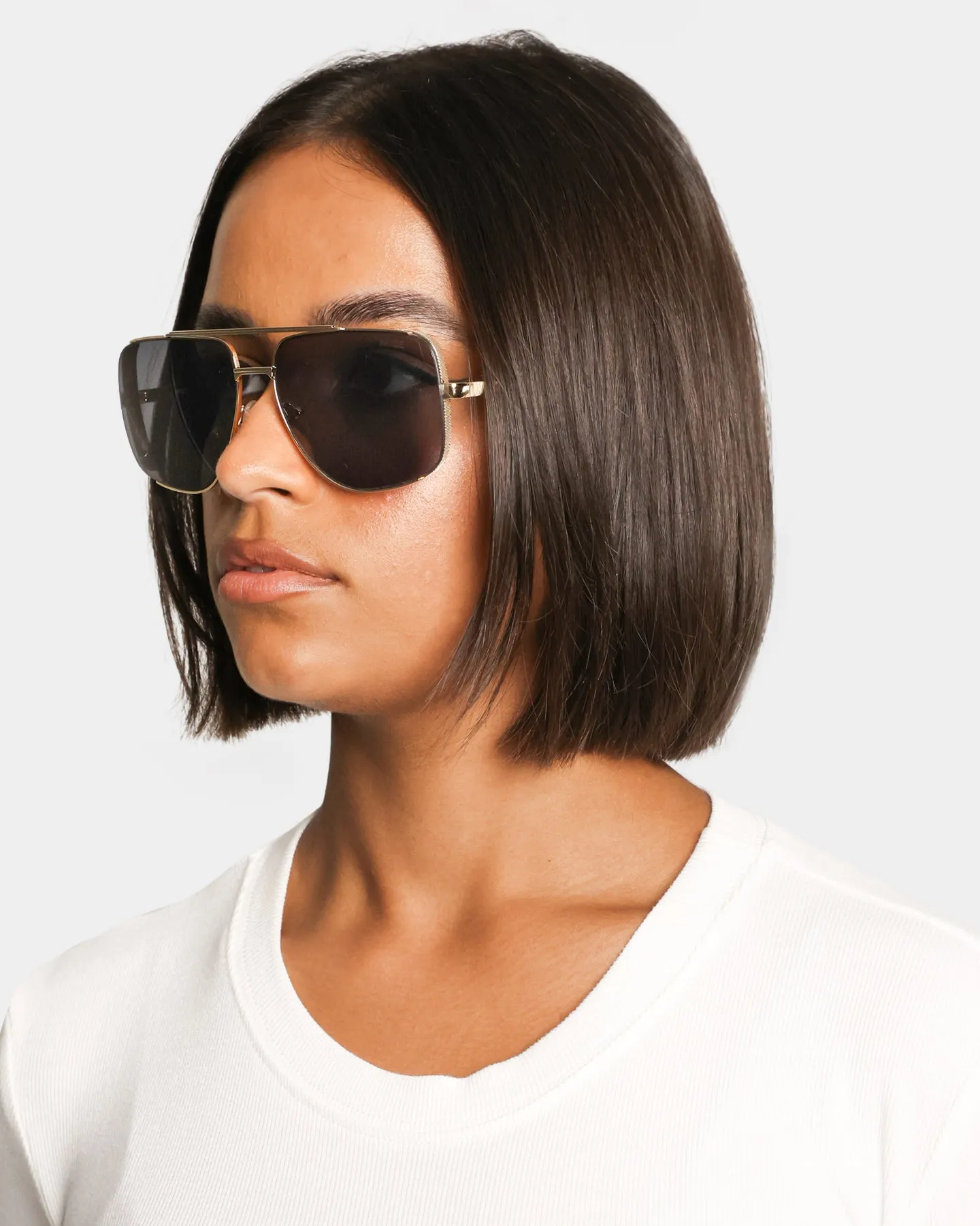 NUQE Volare Sunglasses Black/Gold