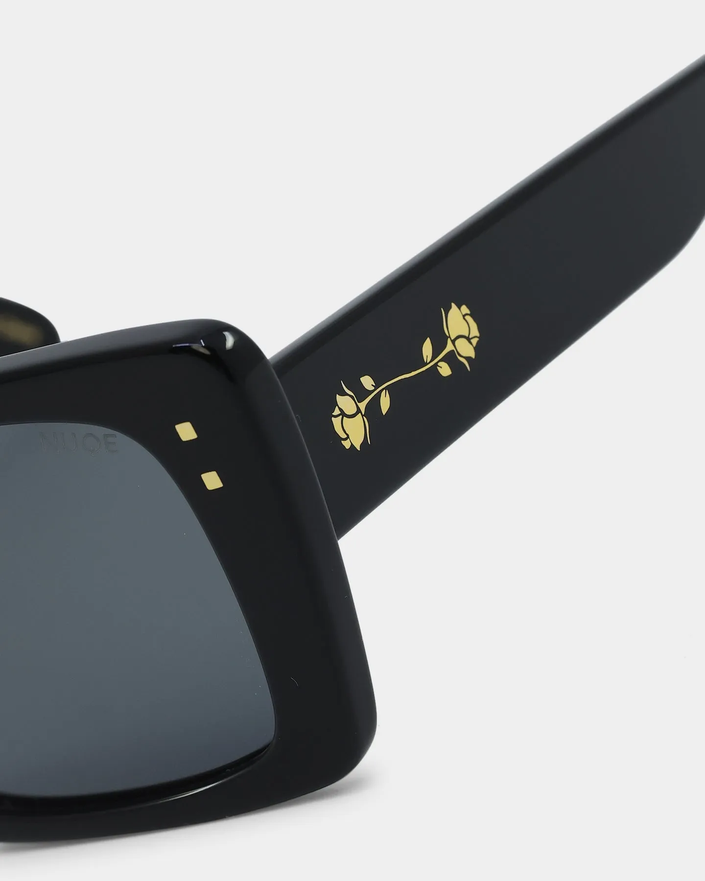 NUQE X Carré Louis Sunglasses Black/Gold