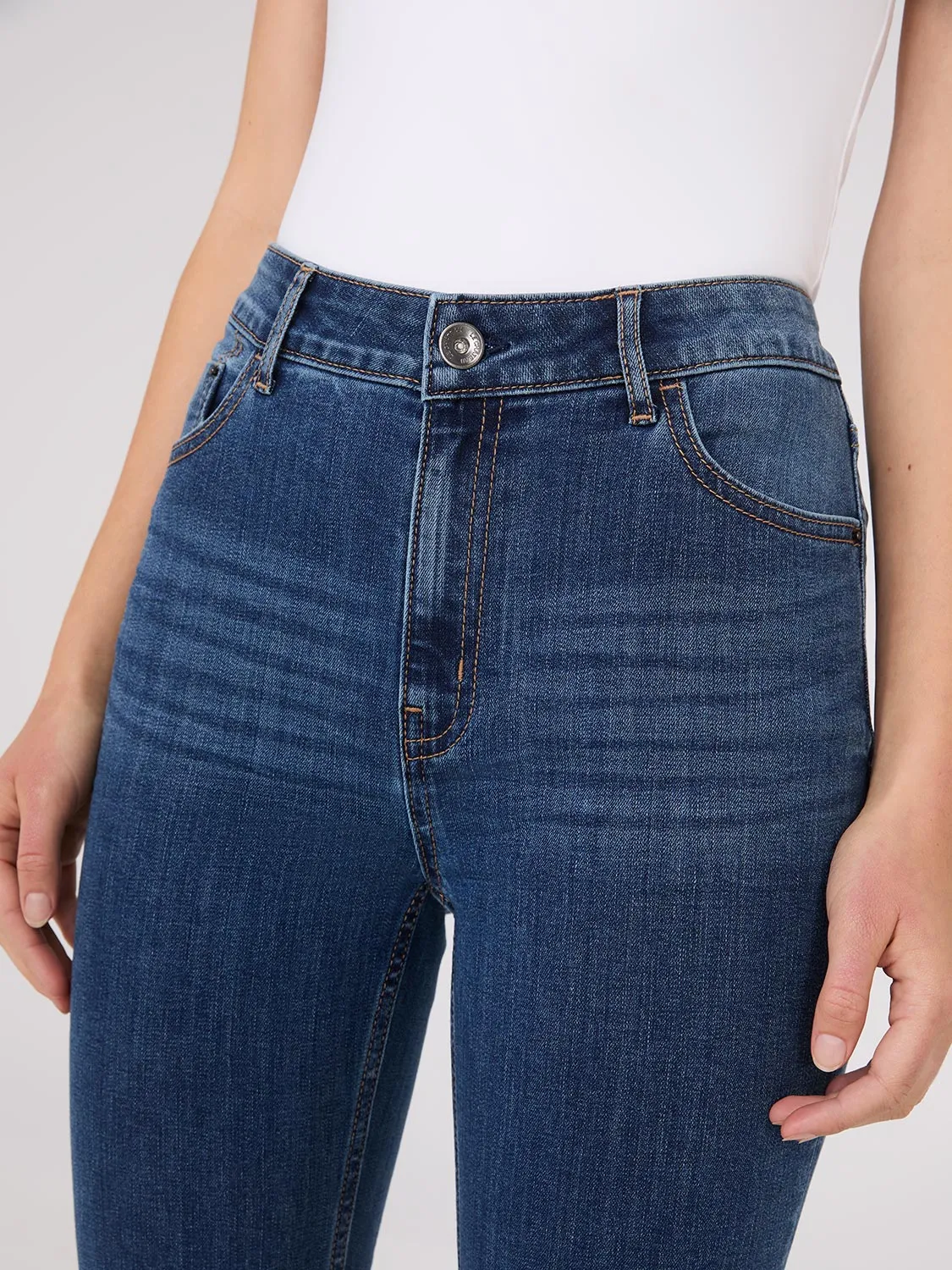 Rhinestone Embellished Slim Leg Jeans