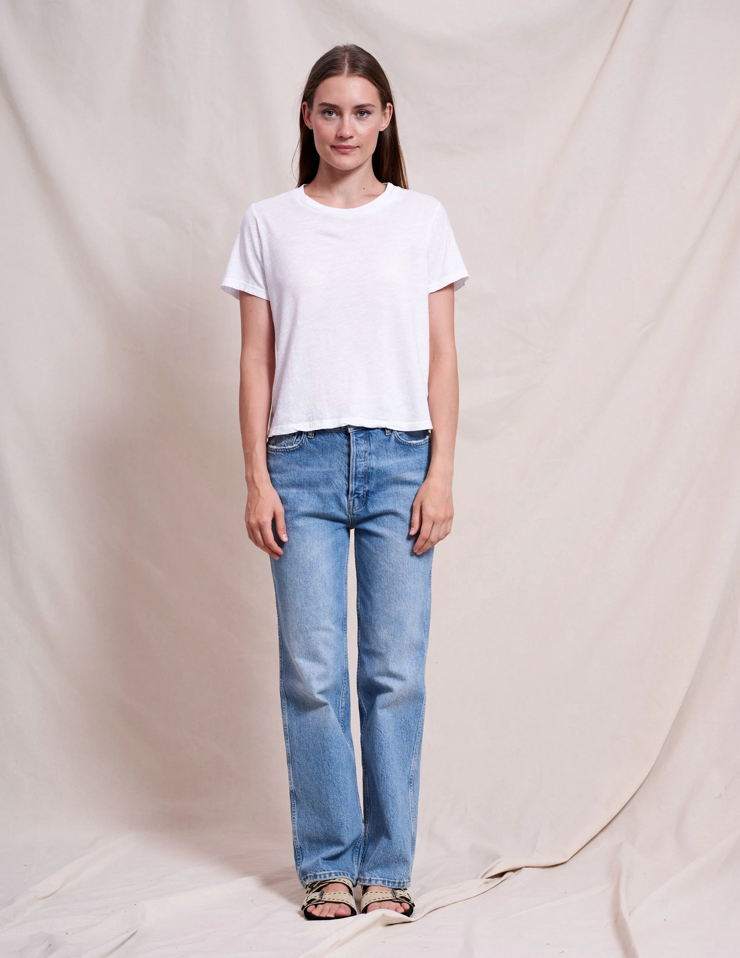 Sundry Crew Neck Tee in Optic White