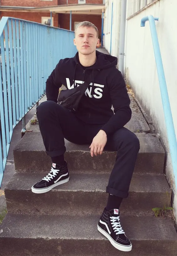 Vans Unisex SK8-Hi Black/Black/White