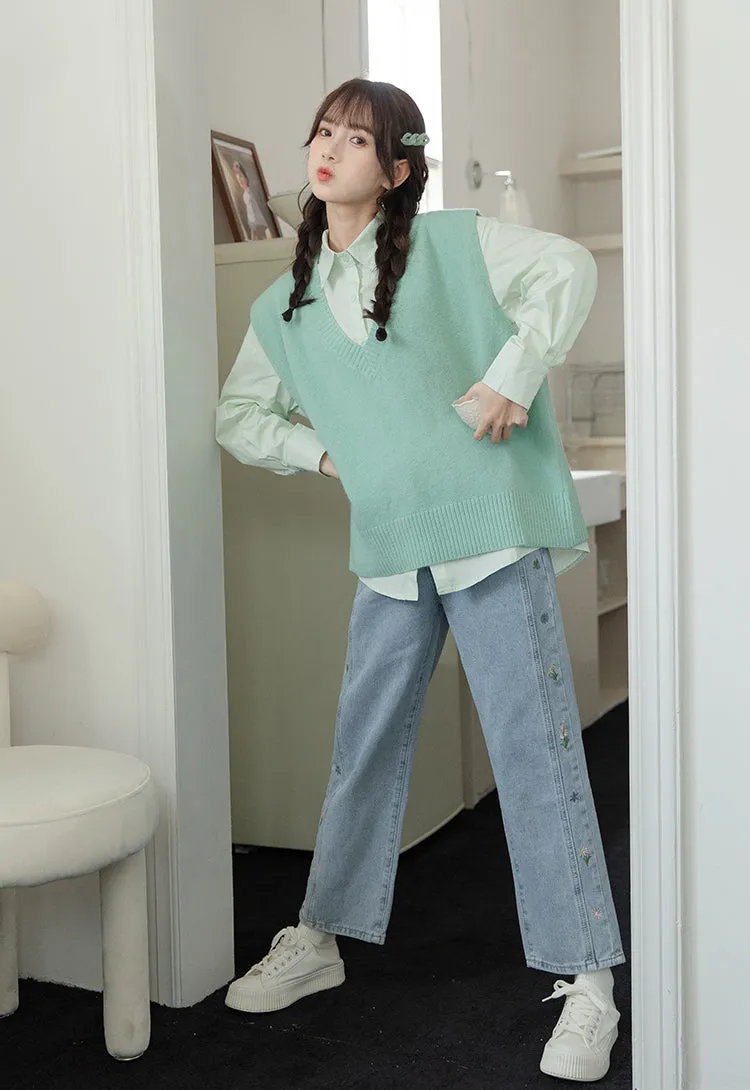 Wildflower Mom Jeans (Light Blue)
