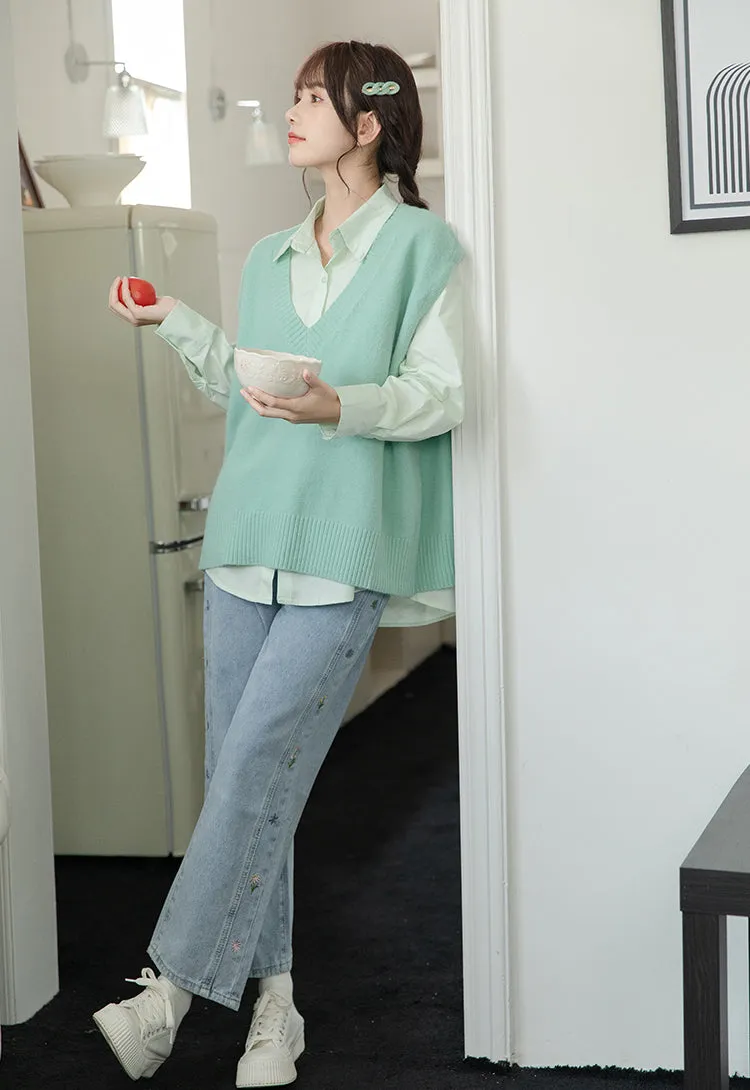 Wildflower Mom Jeans (Light Blue)