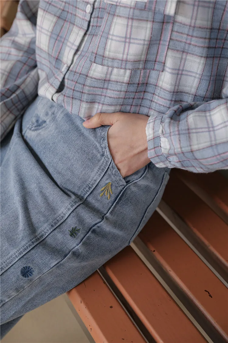 Wildflower Mom Jeans (Light Blue)