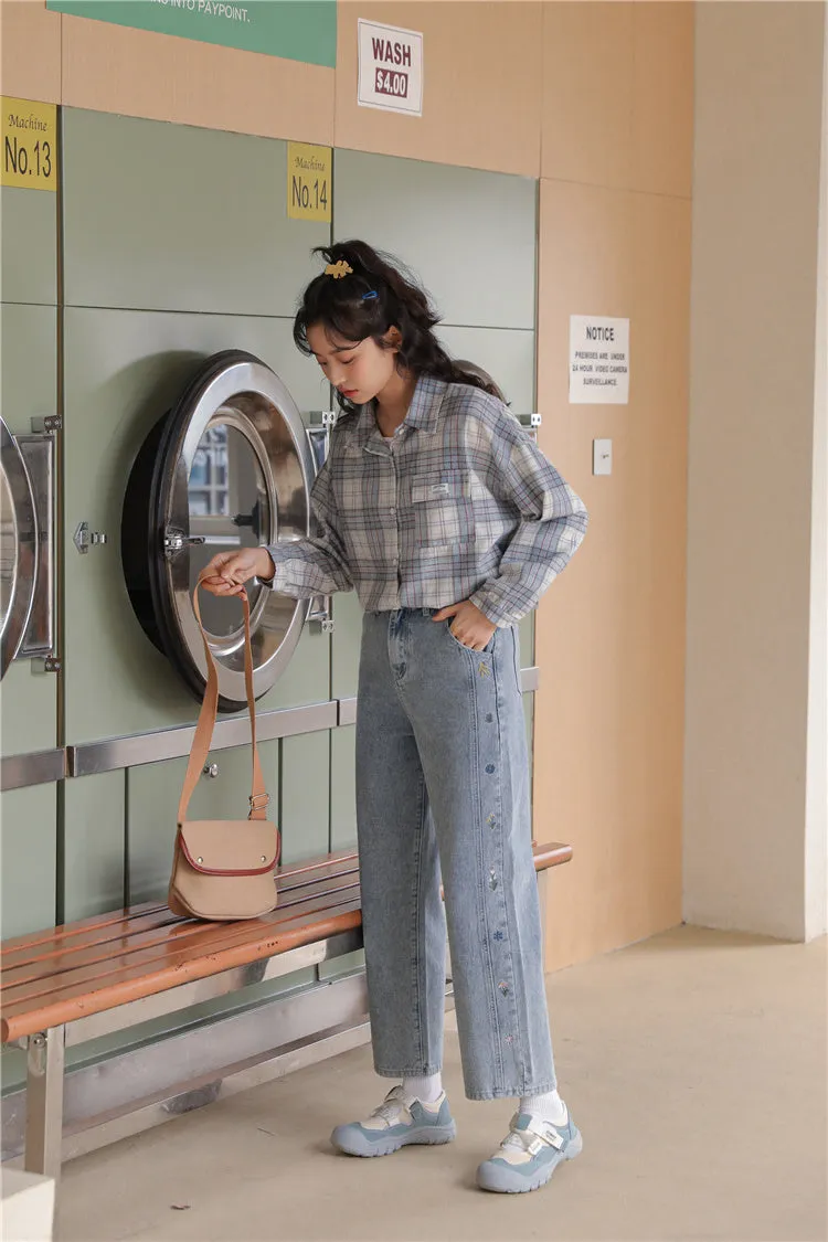 Wildflower Mom Jeans (Light Blue)