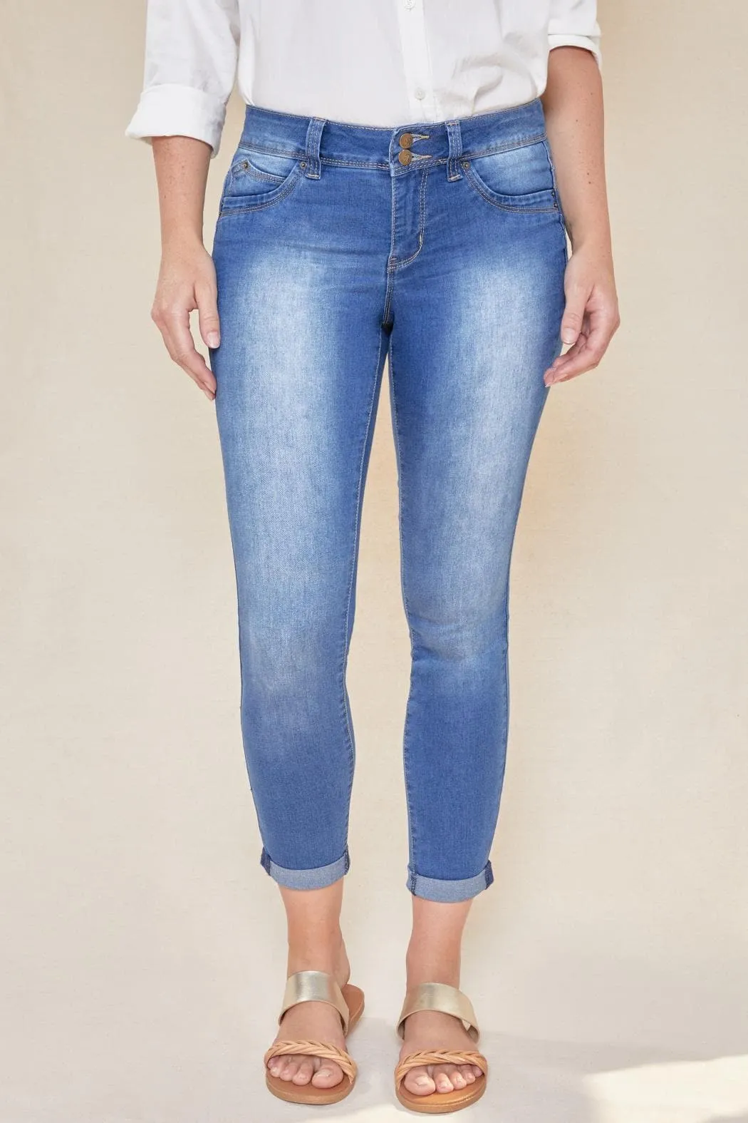 Women's WannaBettaButt 2-Button Cuffed Jean