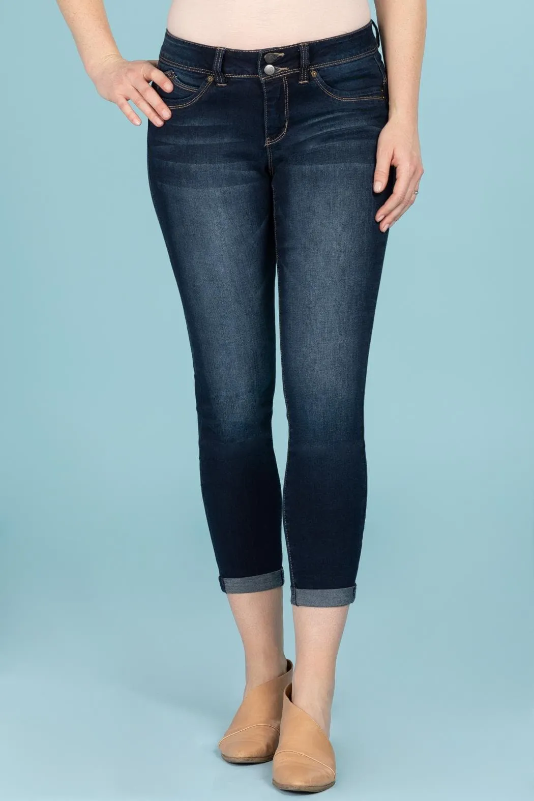 Women's WannaBettaButt 2-Button Cuffed Jean