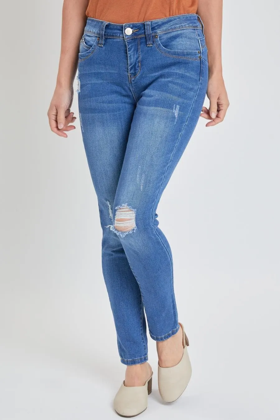 Women's WannaBettaButt Mid Rise Skinny Jean