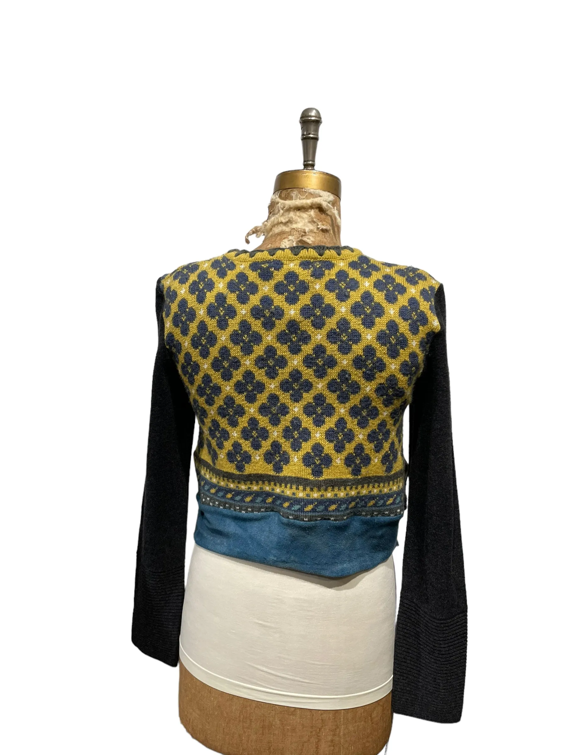 Wool  semi crop
