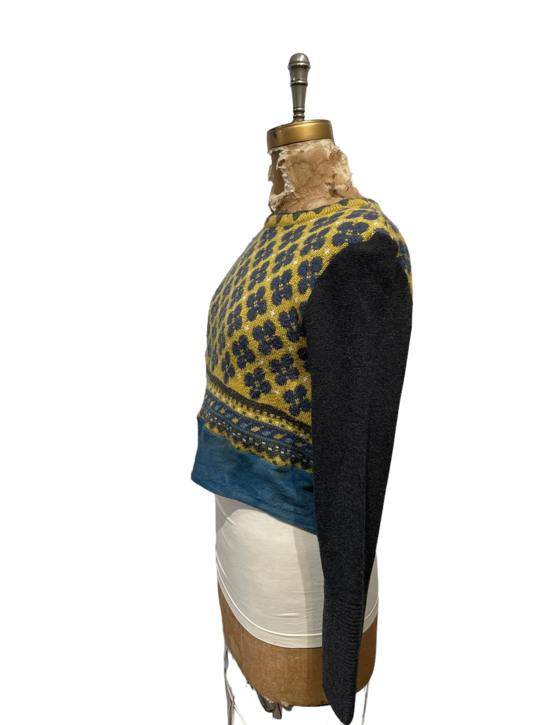 Wool  semi crop